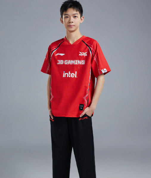 黑白体育直播-关于Ning新星战术调整表现惊艳，热火未来可期！的信息